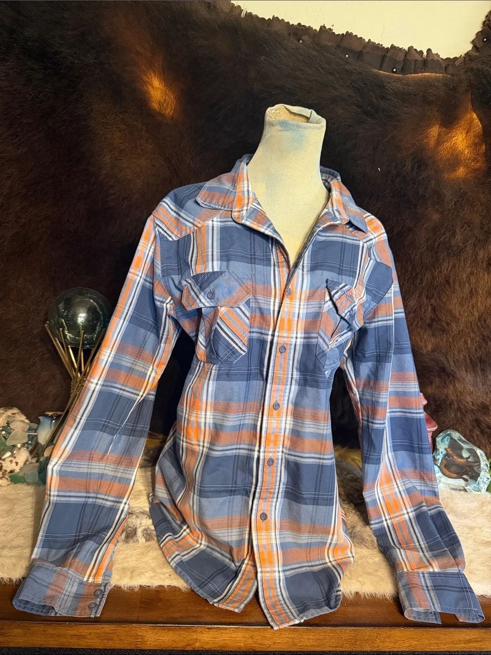 Men's Blue and Orange Plaid Button-Up Shirt M (UBUPK)
